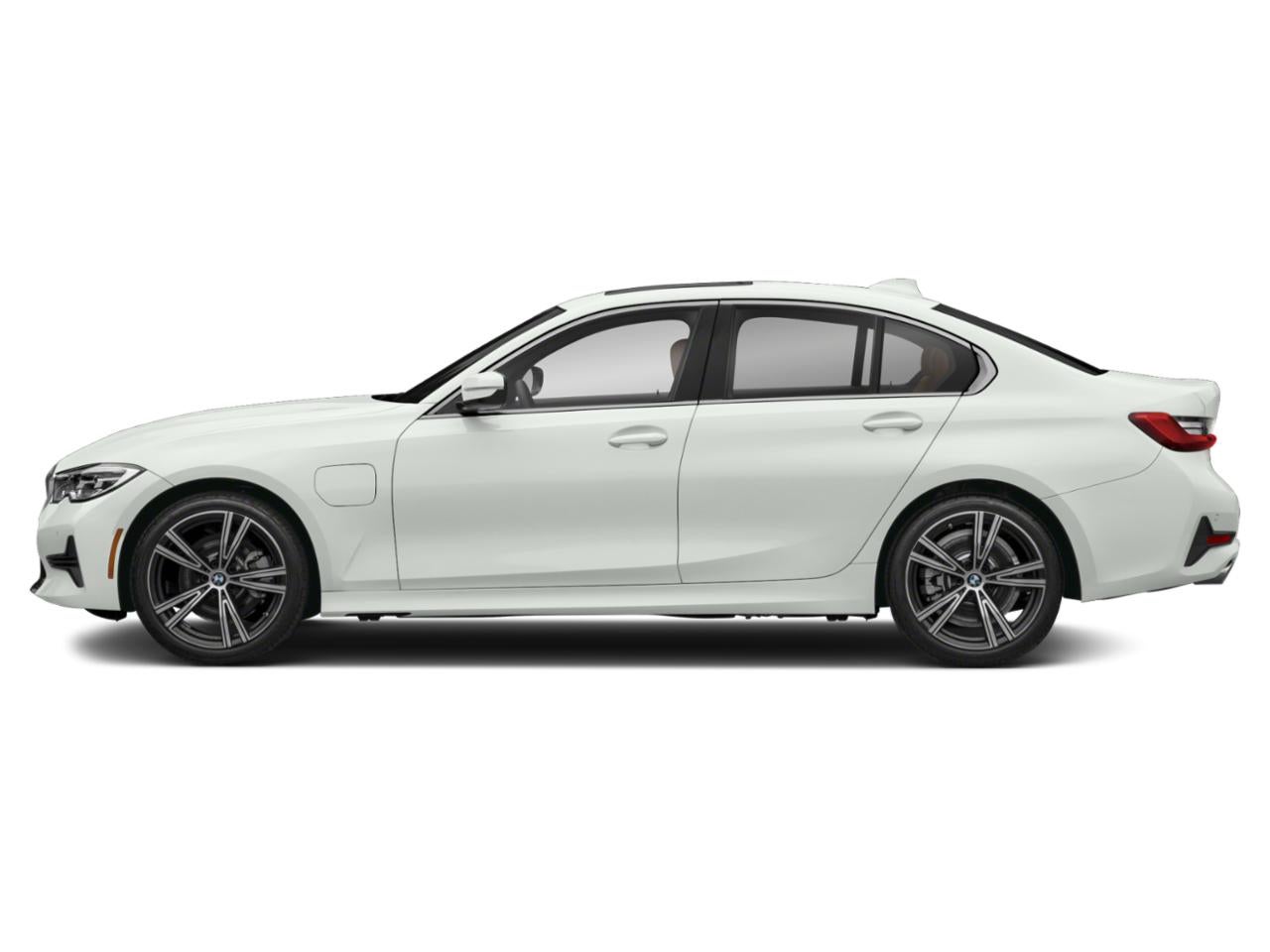 2022 BMW 330e xDrive Plug-In Hybrid