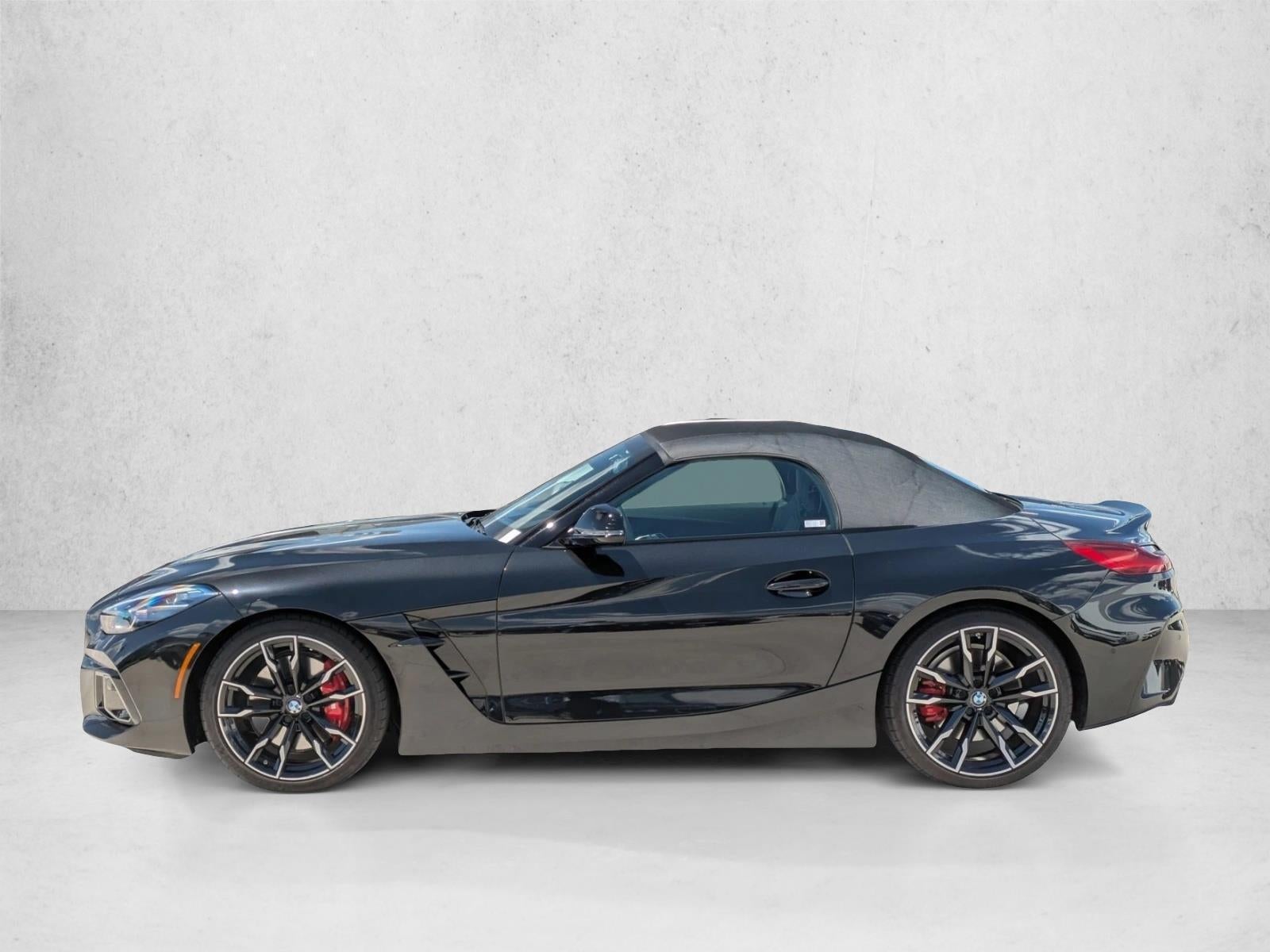 2025 BMW Z4 M40i Roadster