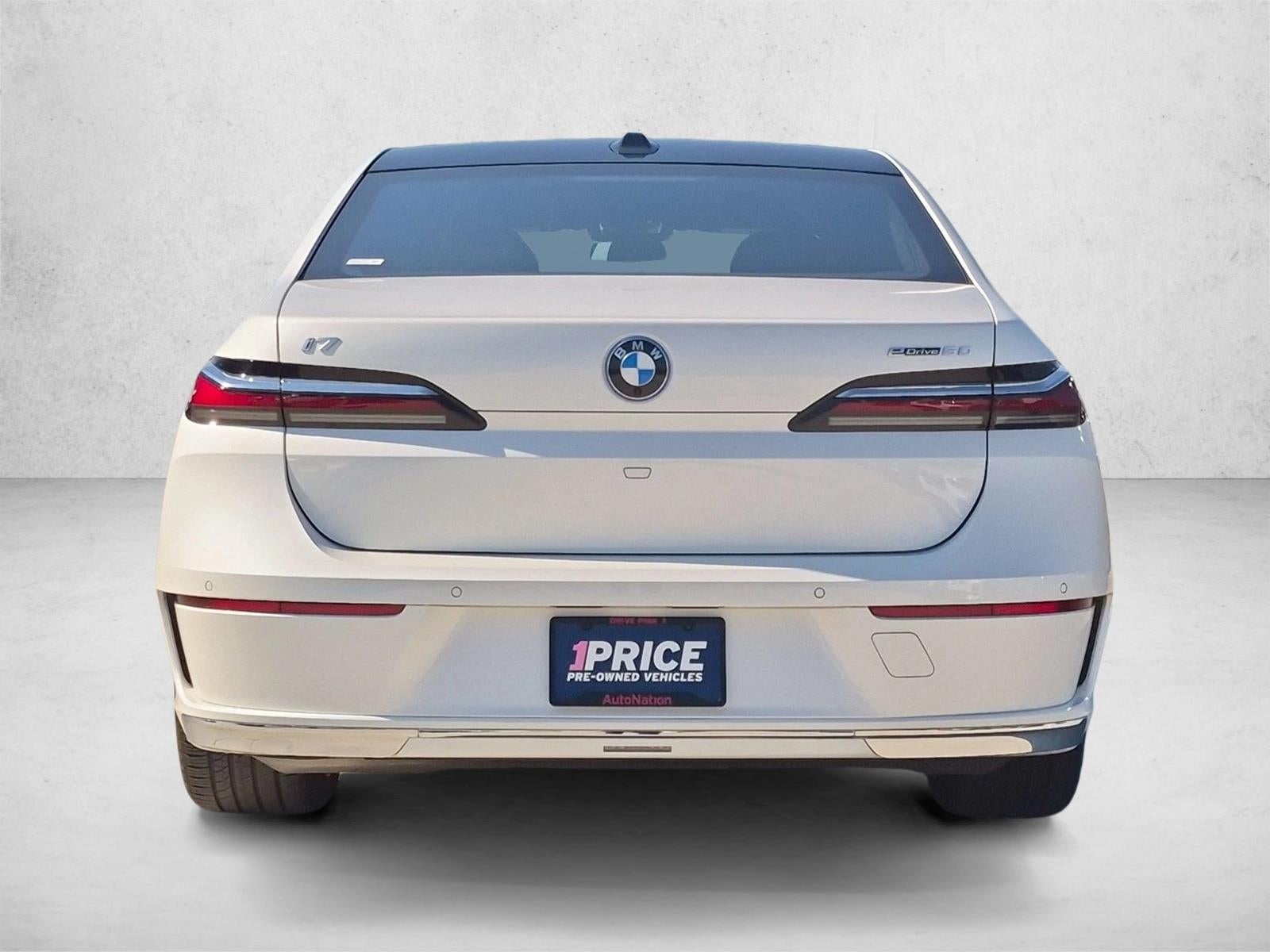 2025 BMW i7 Sedan