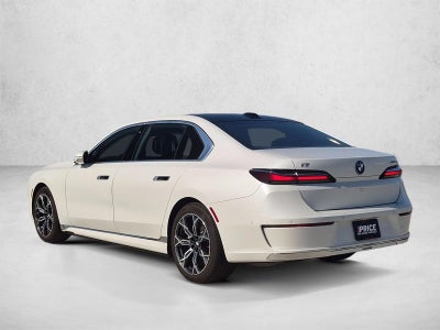 2025 BMW i7 Sedan