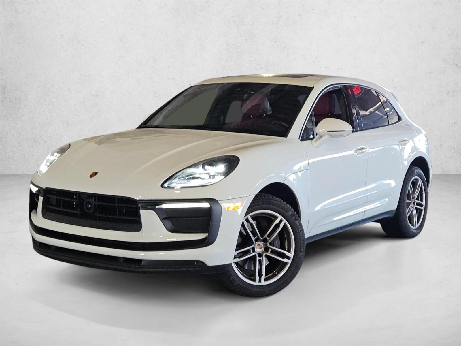 2022 Porsche Macan AWD