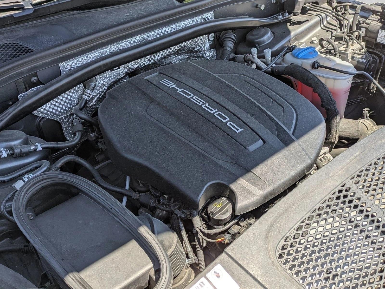 2018 Porsche Macan AWD