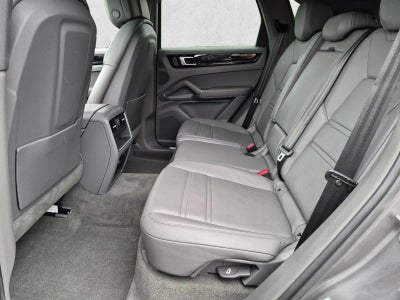 2023 Porsche Cayenne AWD