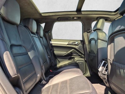 2015 Porsche Cayenne AWD 4dr Turbo