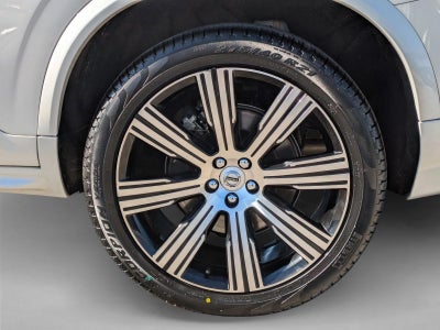 2024 Volvo XC90 B6 AWD Ultimate Bright Theme 7P