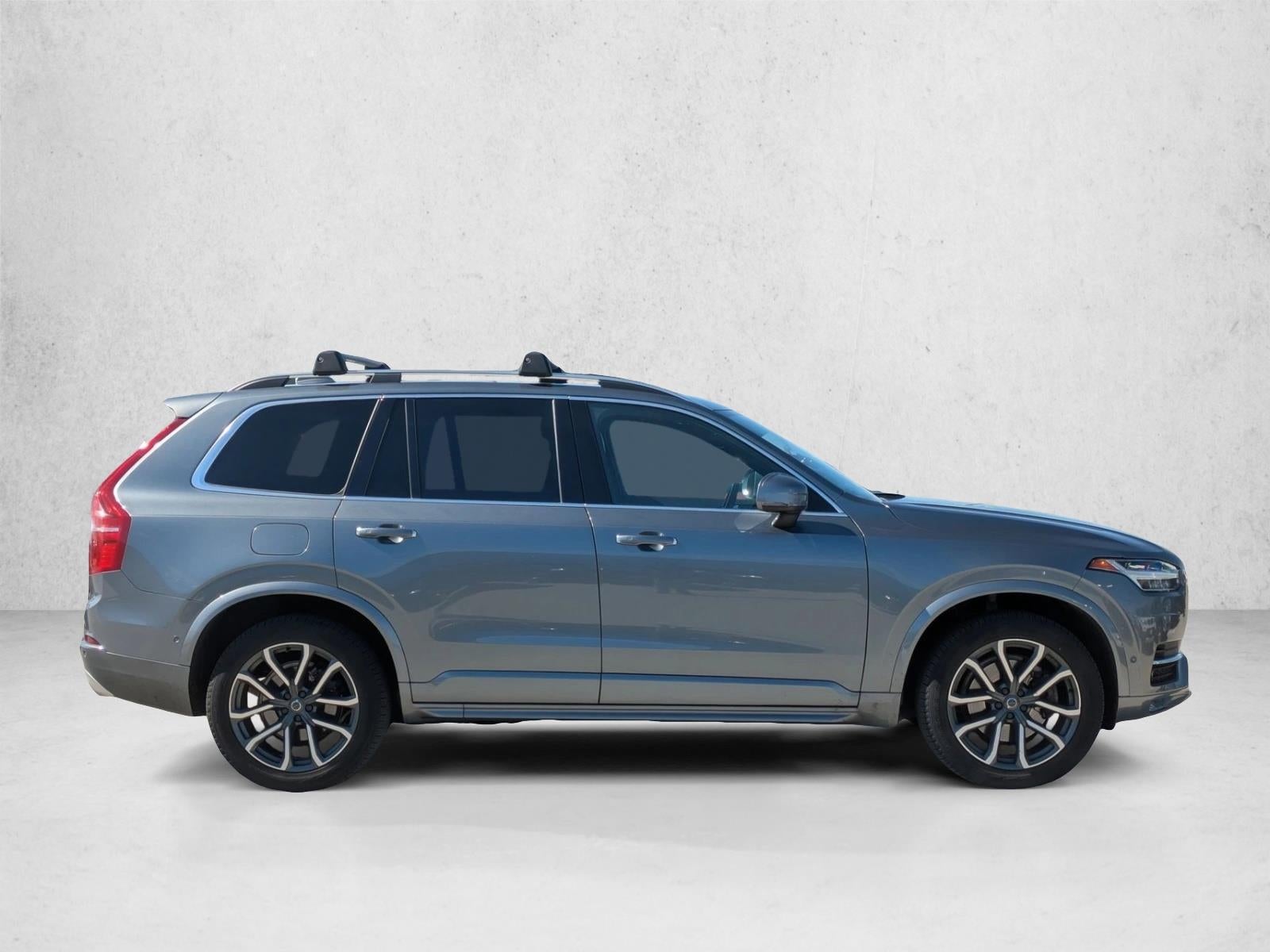 2017 Volvo XC90 T6 AWD 7-Passenger Momentum