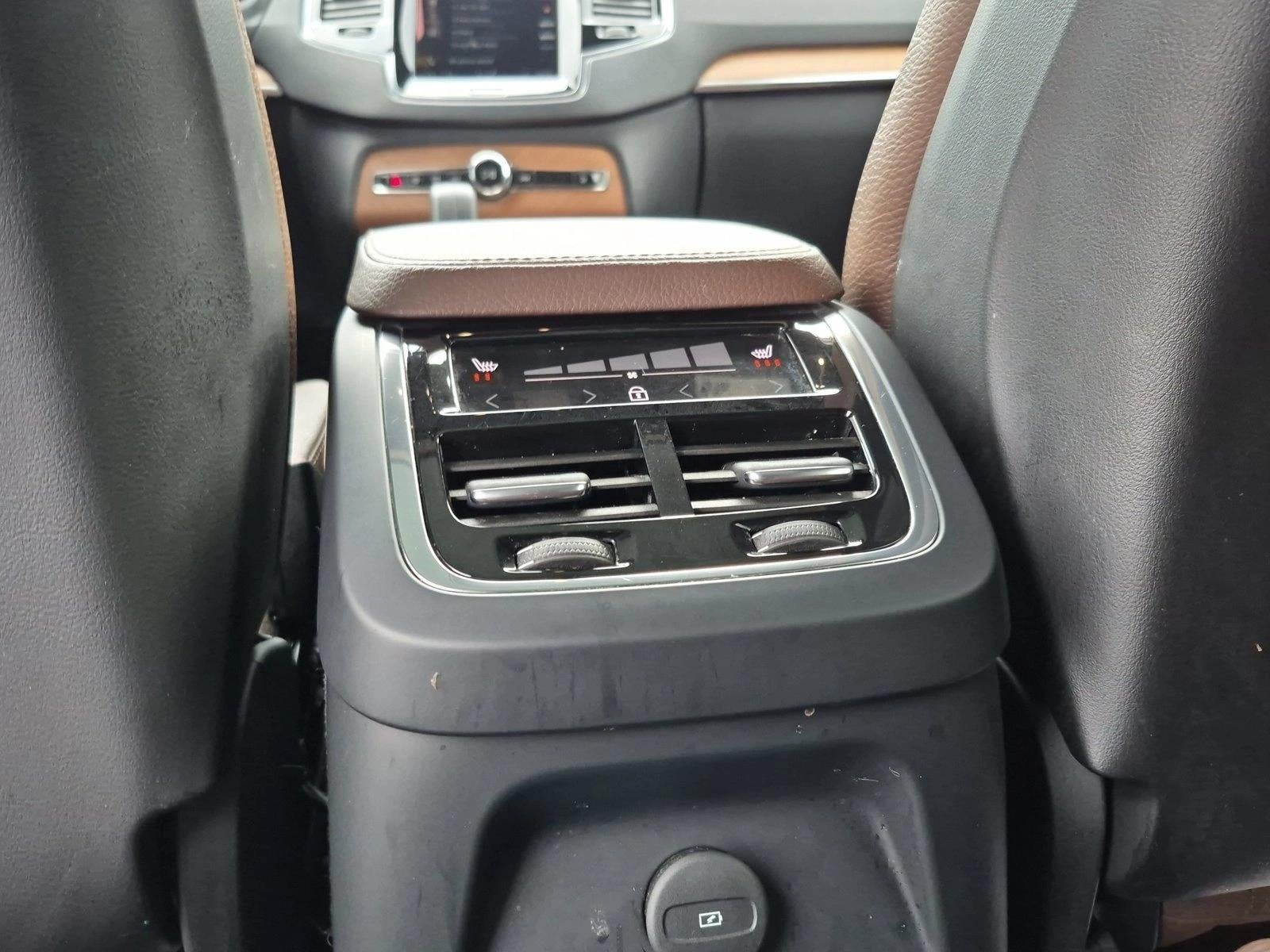 2022 Volvo XC90 Recharge Plug-In Hybrid T8 eAWD PHEV Inscription Expression 7P Ext Range