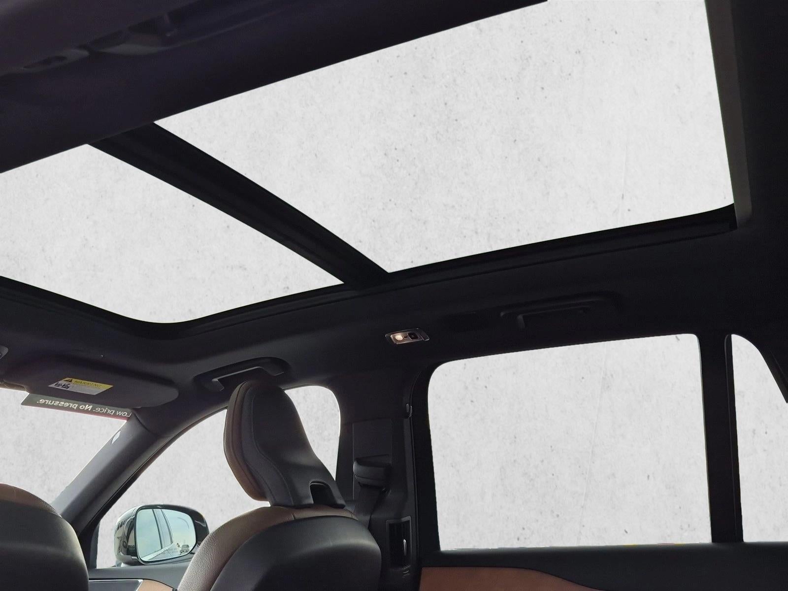 2022 Volvo XC90 Recharge Plug-In Hybrid T8 eAWD PHEV Inscription Expression 7P Ext Range