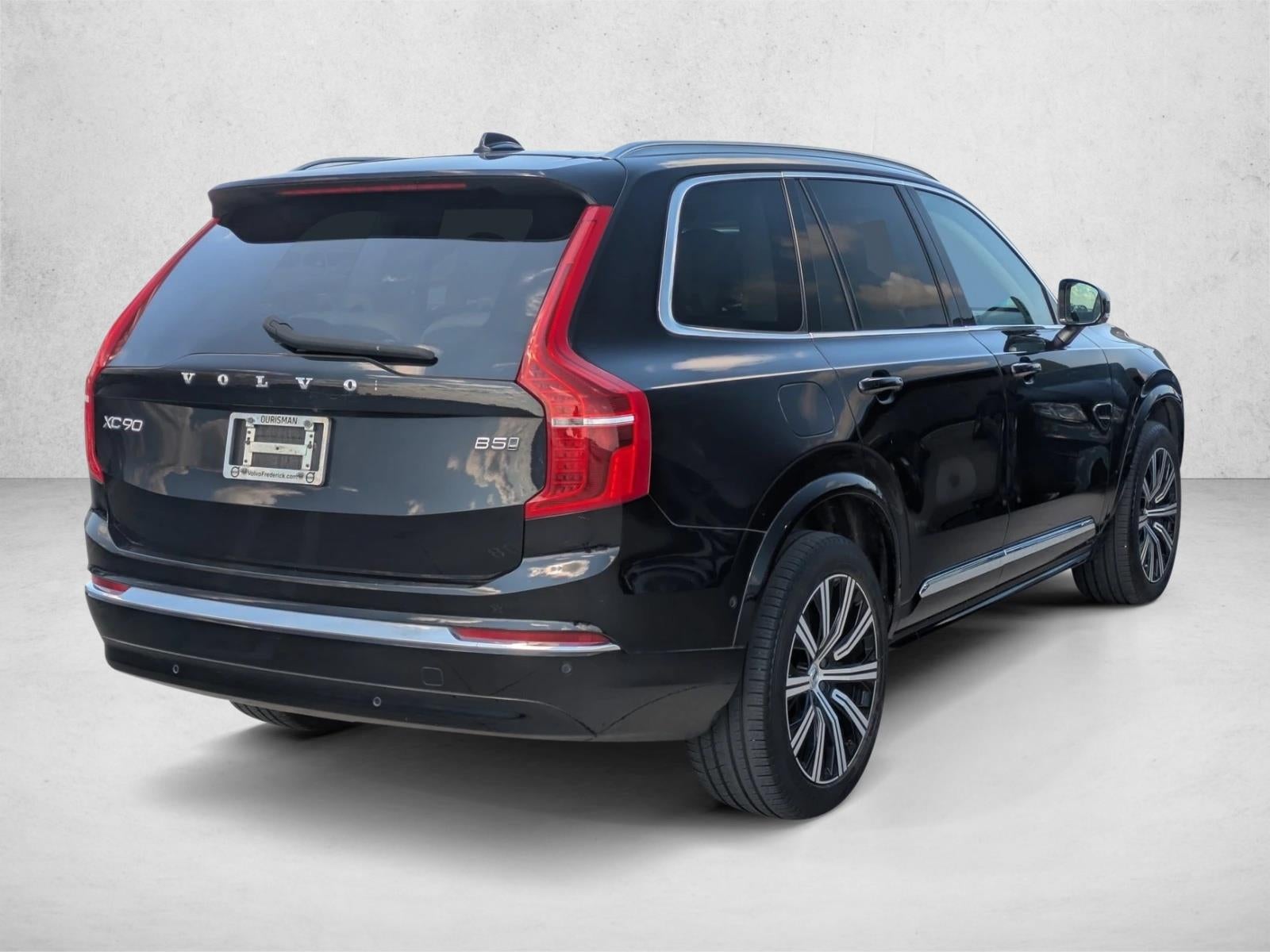 2024 Volvo XC90 B5 AWD Plus Bright Theme 7P
