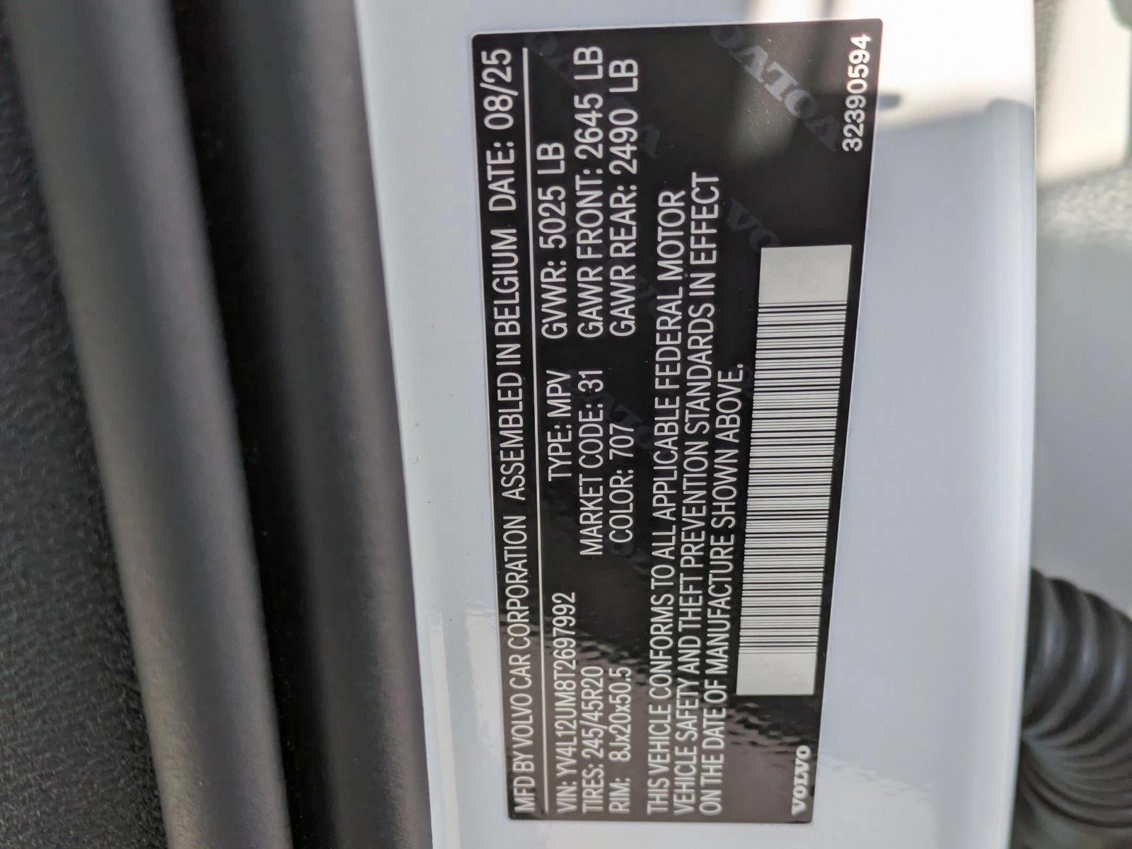 2026 Volvo XC40 B5 AWD Ultra