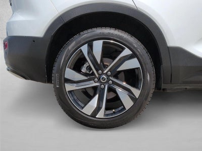 2026 Volvo XC40 B5 AWD Ultra