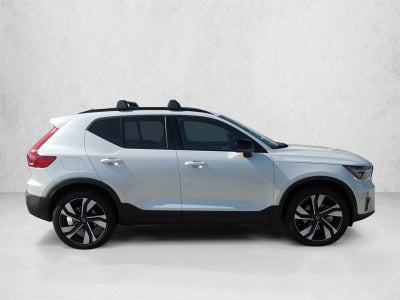 2026 Volvo XC40 B5 AWD Ultra