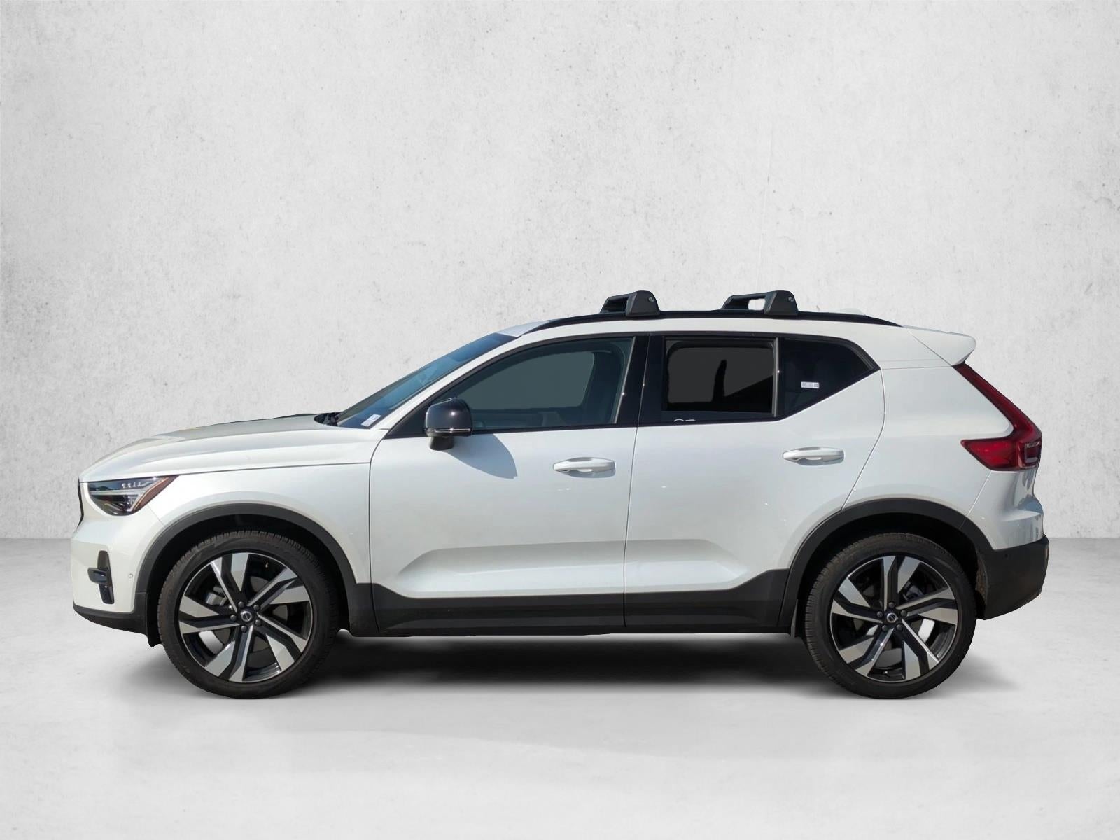 2026 Volvo XC40 B5 AWD Ultra