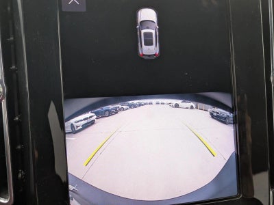 2023 Volvo XC40 B5 AWD Plus Dark Theme