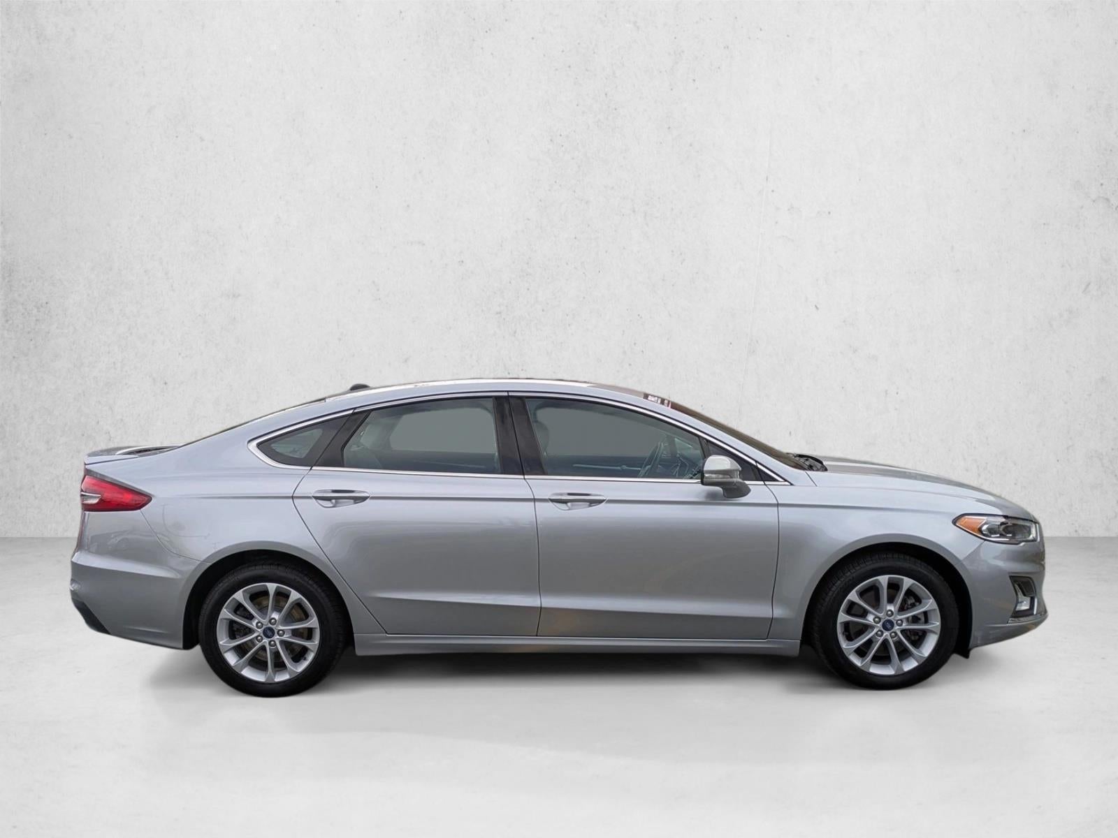 2020 Ford Fusion Plug-In Hybrid Titanium FWD