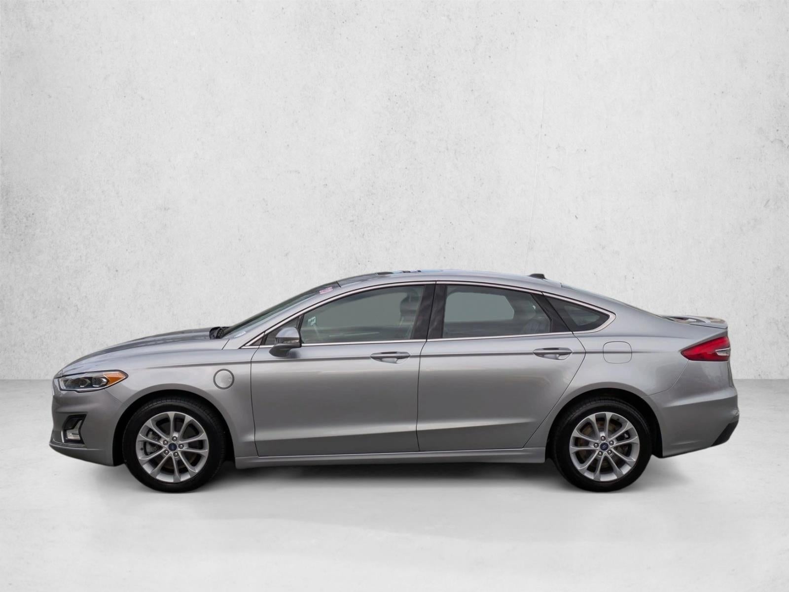 2020 Ford Fusion Plug-In Hybrid Titanium FWD