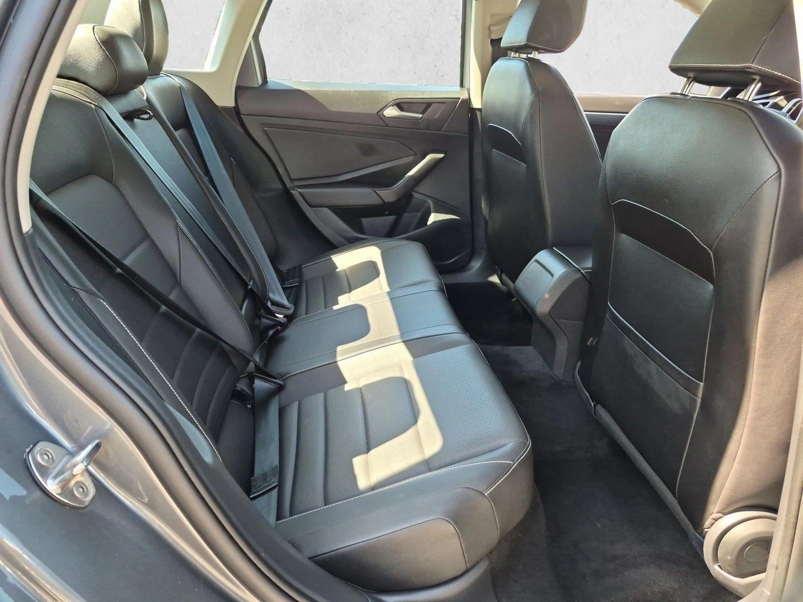 2024 Volkswagen Jetta SE Auto