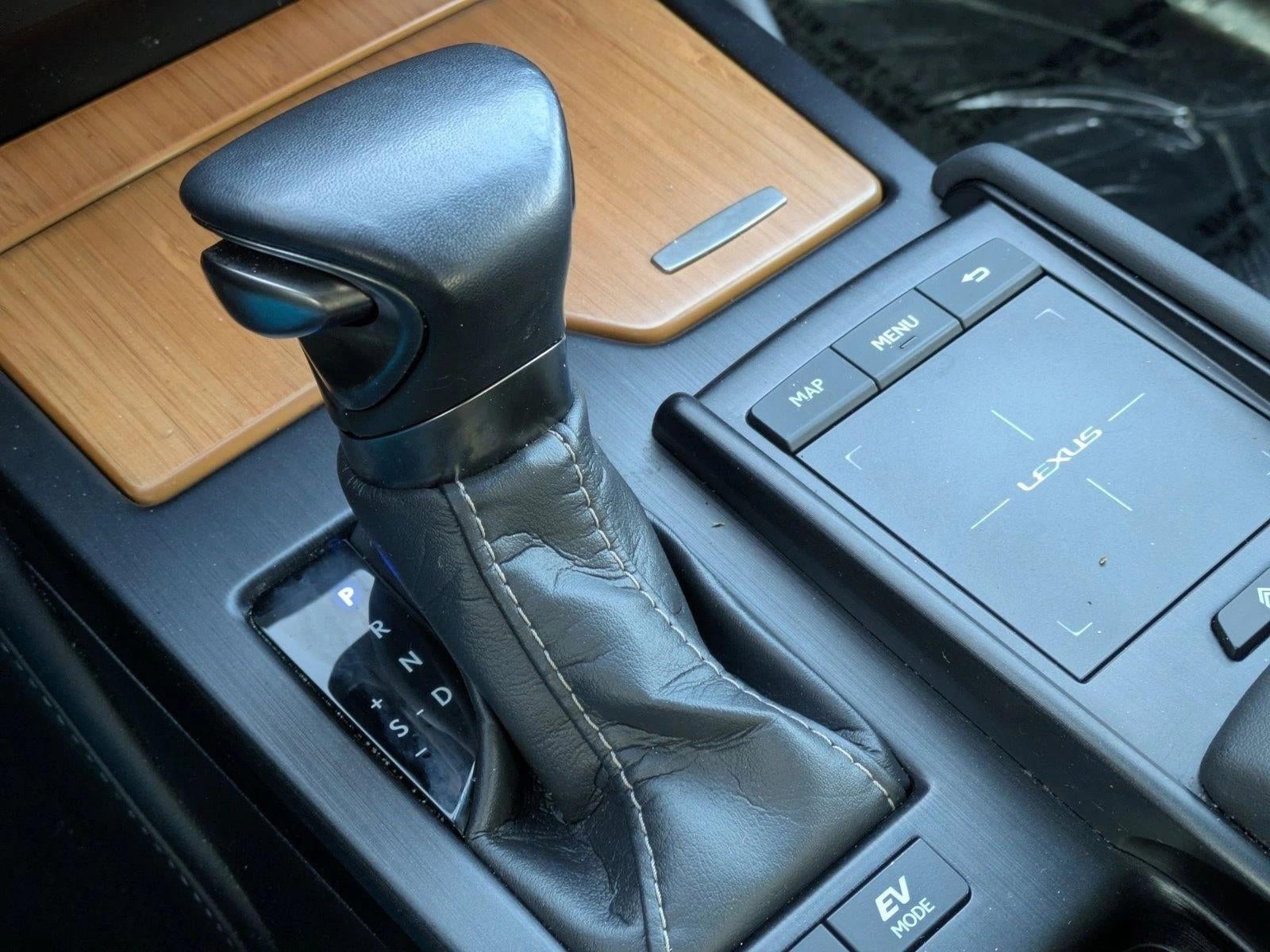 2020 Lexus ES 300h Luxury FWD