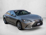 2020 Lexus ES 300h Luxury FWD