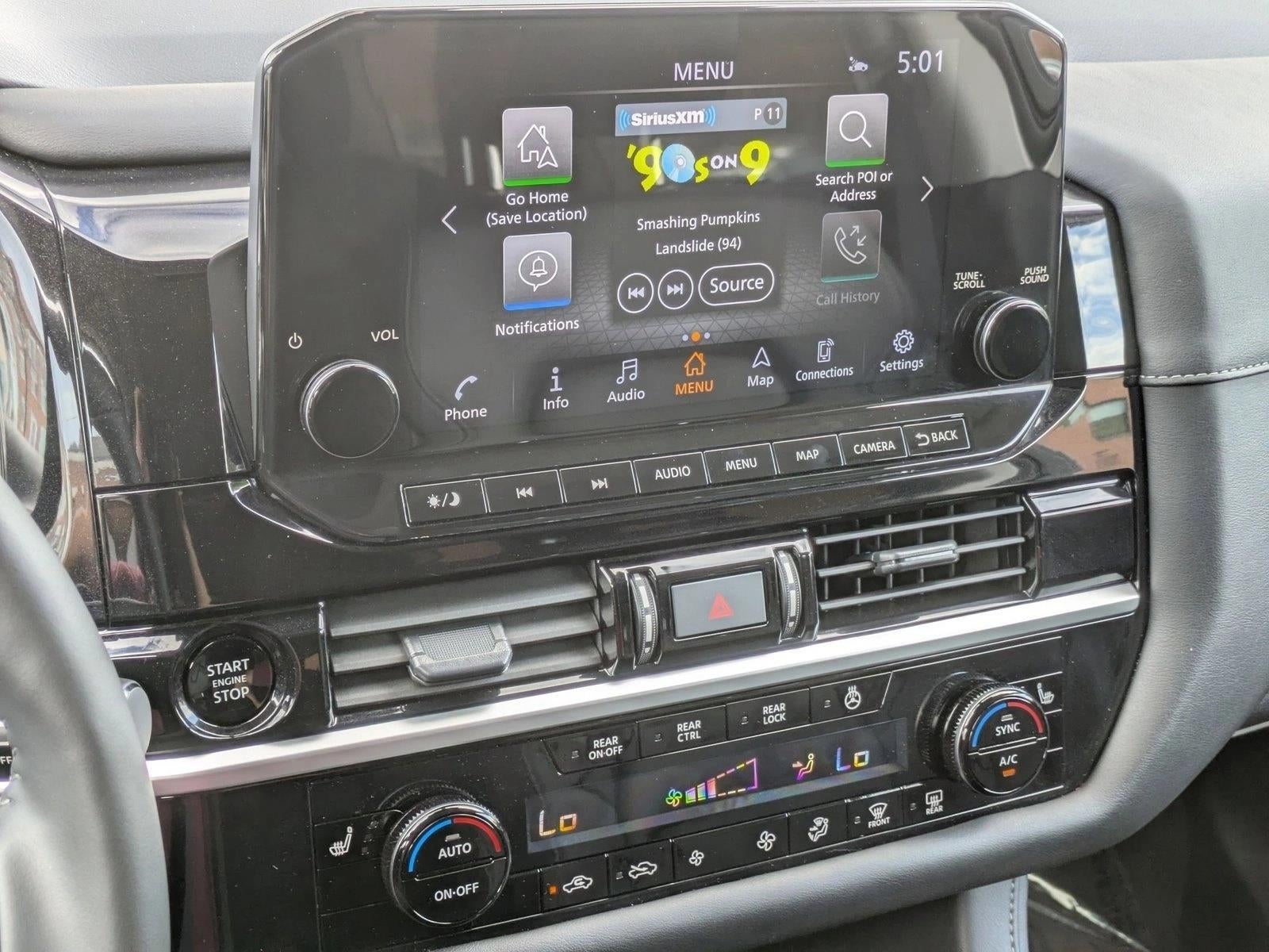 2025 Nissan Pathfinder SL 4WD