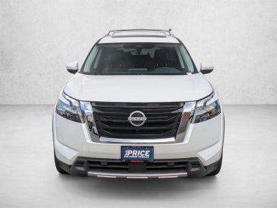 2025 Nissan Pathfinder SL 4WD