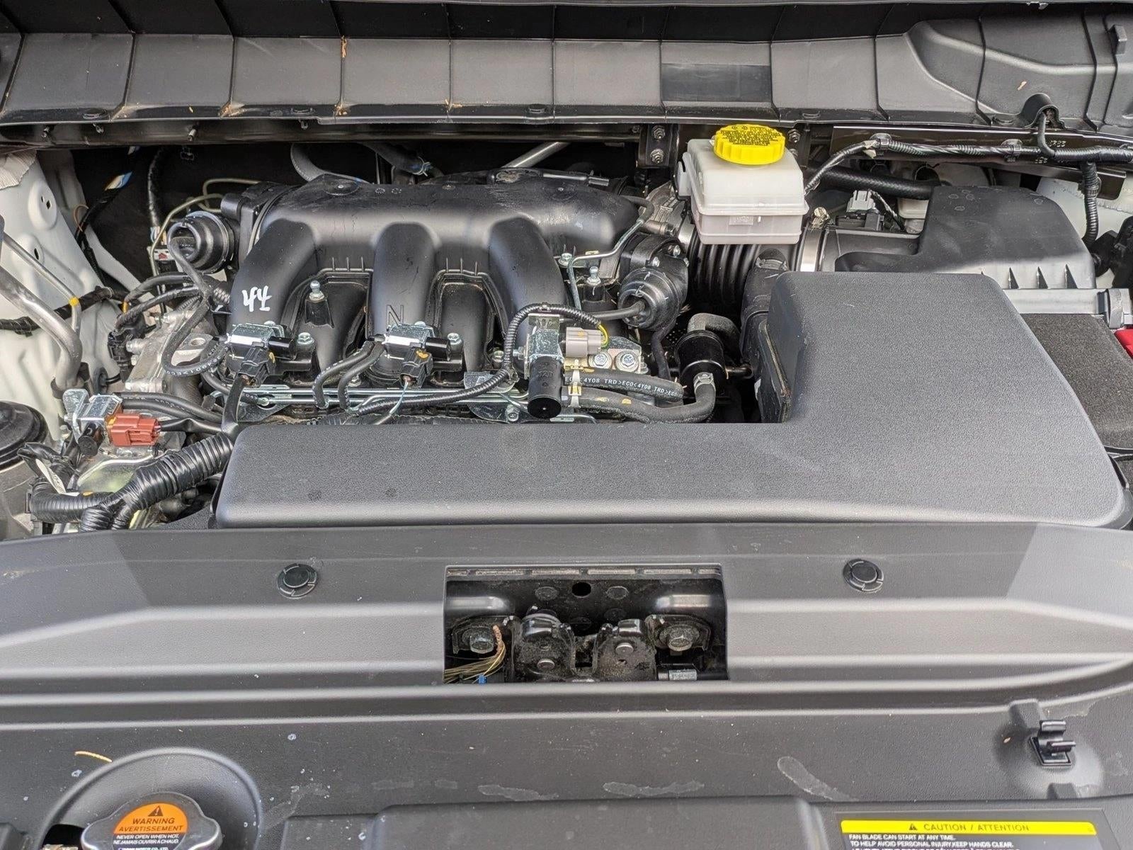 2025 Nissan Pathfinder SL 4WD