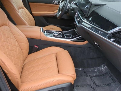 2023 BMW X7 xDrive40i Sports Activity Vehicle