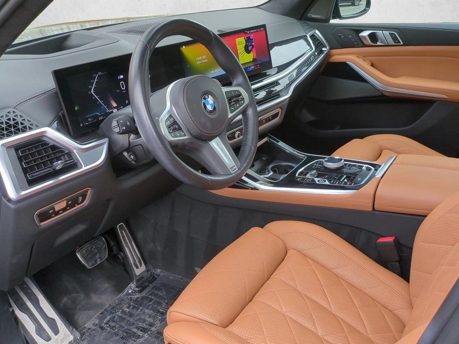 2023 BMW X7 xDrive40i Sports Activity Vehicle