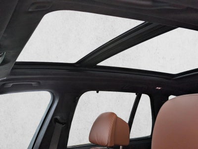 2024 BMW X5 M60i Sports Activity Vehicle