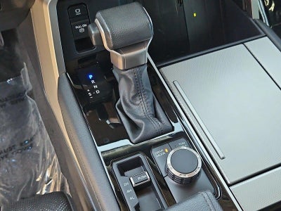 2024 Toyota Sequoia Limited 4WD (Natl)