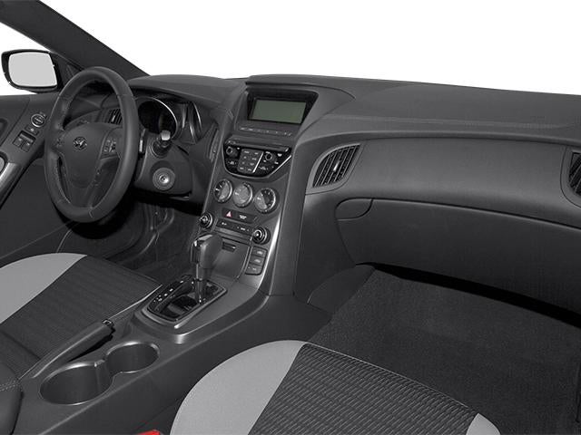 2013 Hyundai GENESIS Coupe 2dr V6 3.8L Man Track