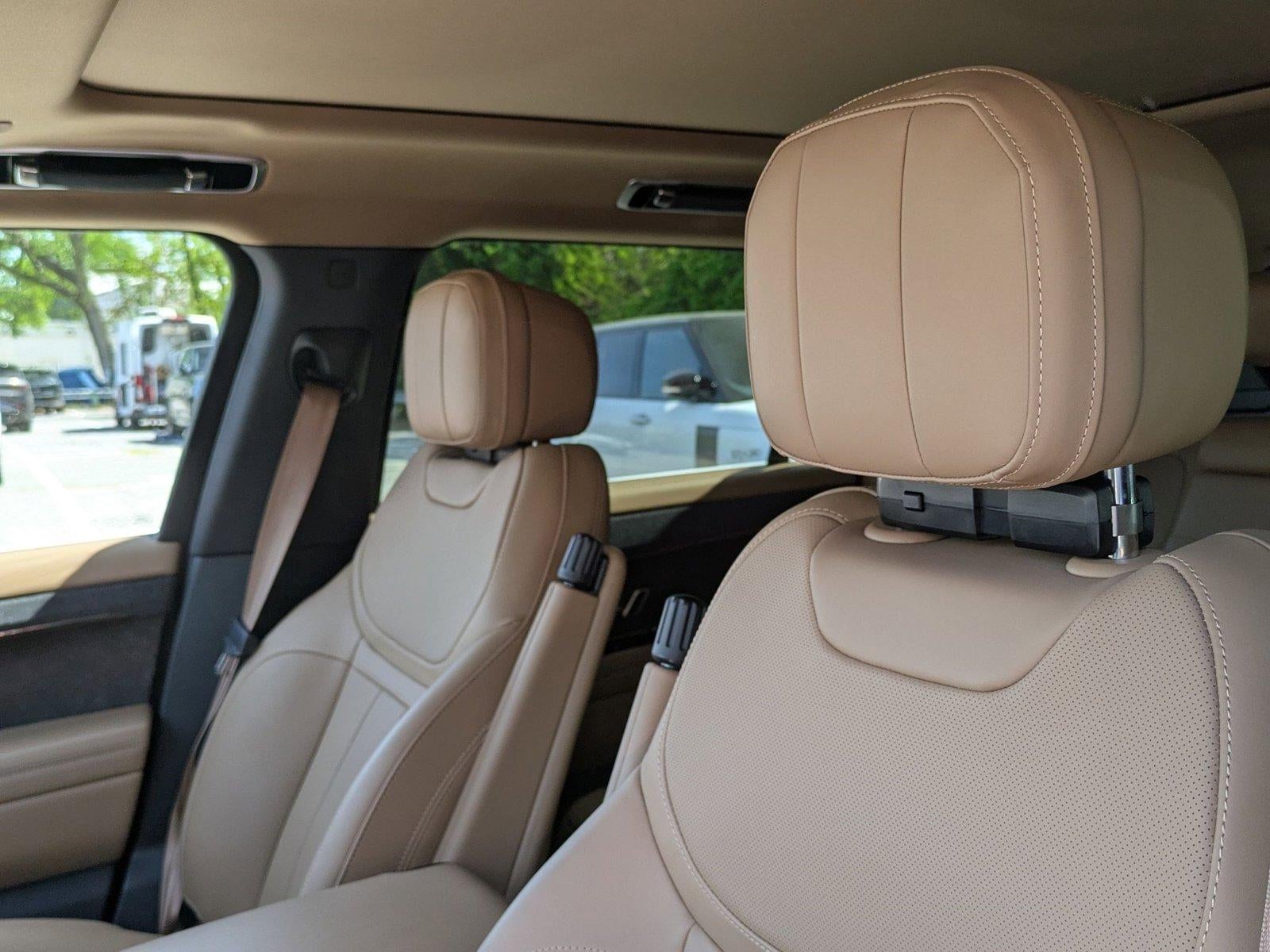 2024 Land Rover Range Rover Sport P360 SE