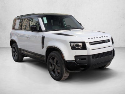 2026 Land Rover Defender 110 P400 X-Dynamic SE