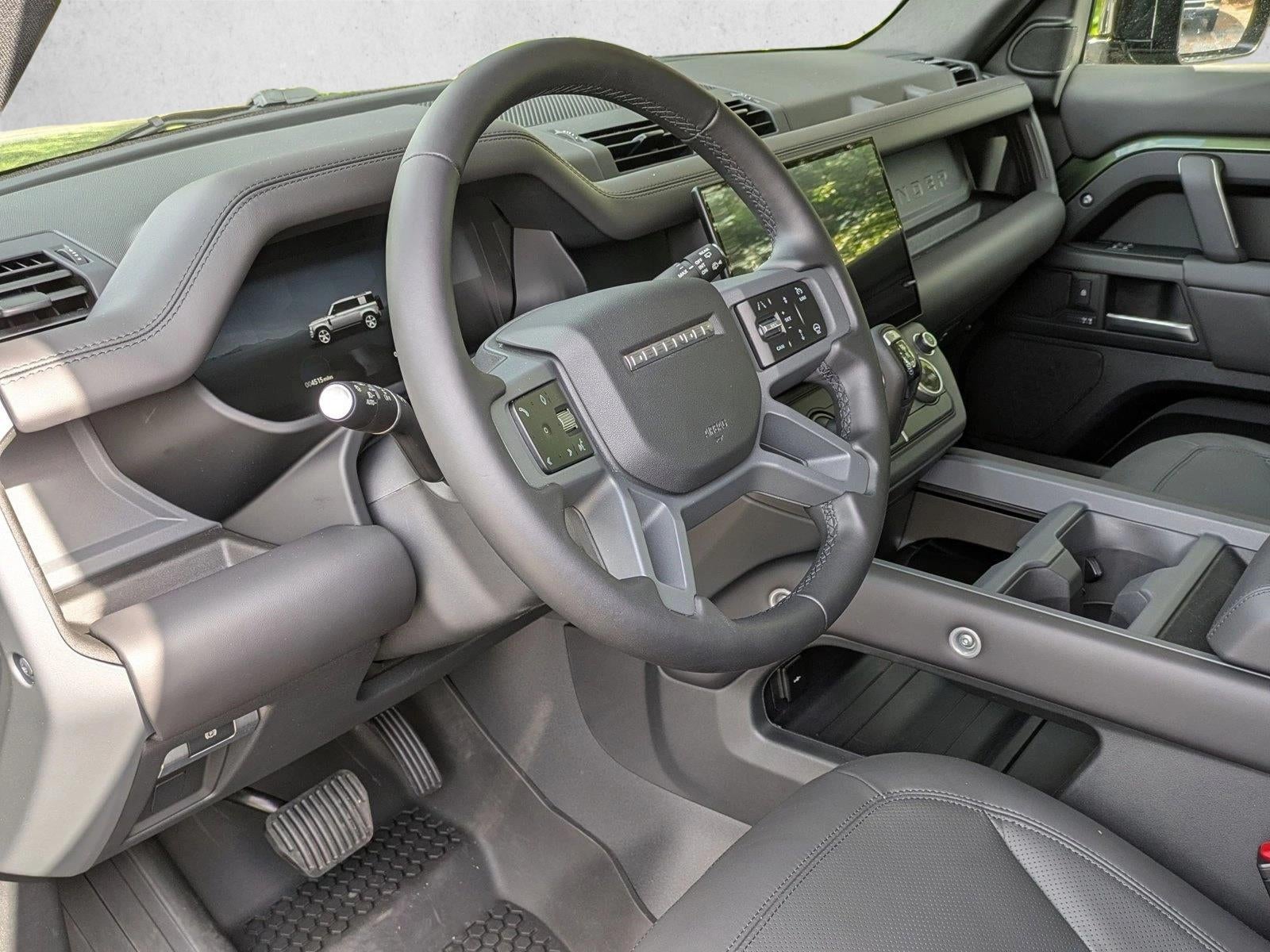 2026 Land Rover Defender 110 P400 X-Dynamic SE