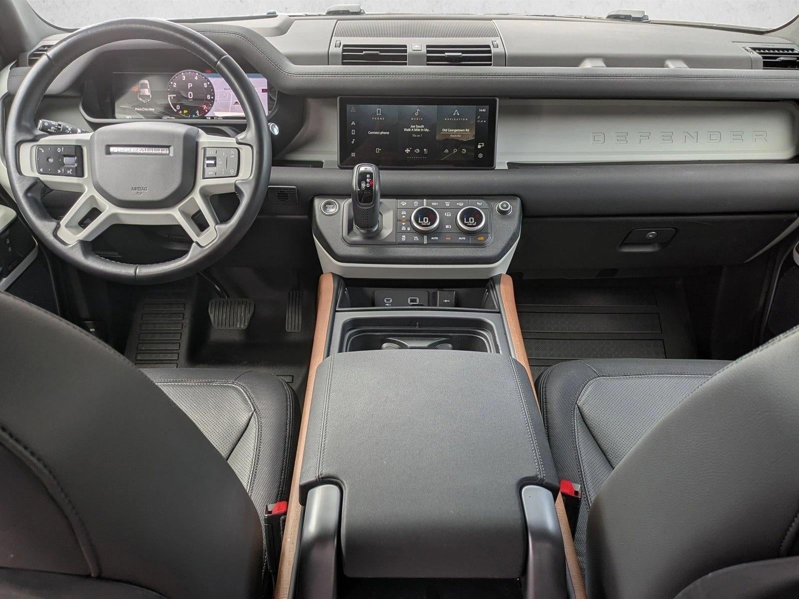 2023 Land Rover Defender 110 X-Dynamic SE AWD