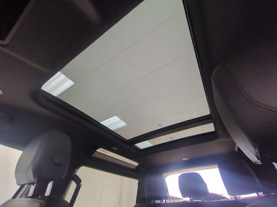 2024 Land Rover Defender 90 P300 S