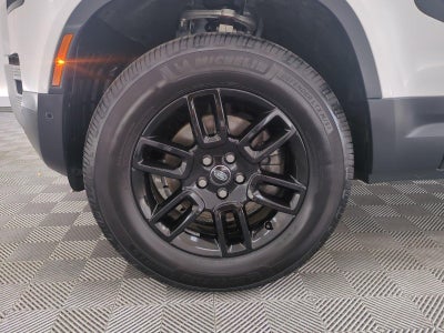 2024 Land Rover Defender 90 P300 S
