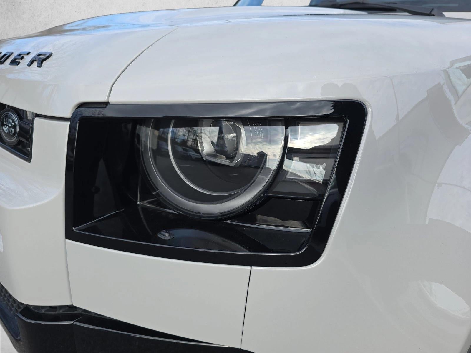 2026 Land Rover Defender 110 P300 S