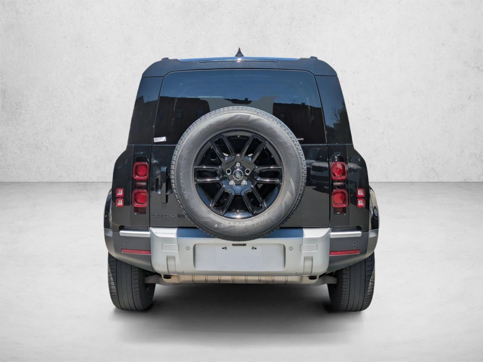 2025 Land Rover Defender 110 P300 S