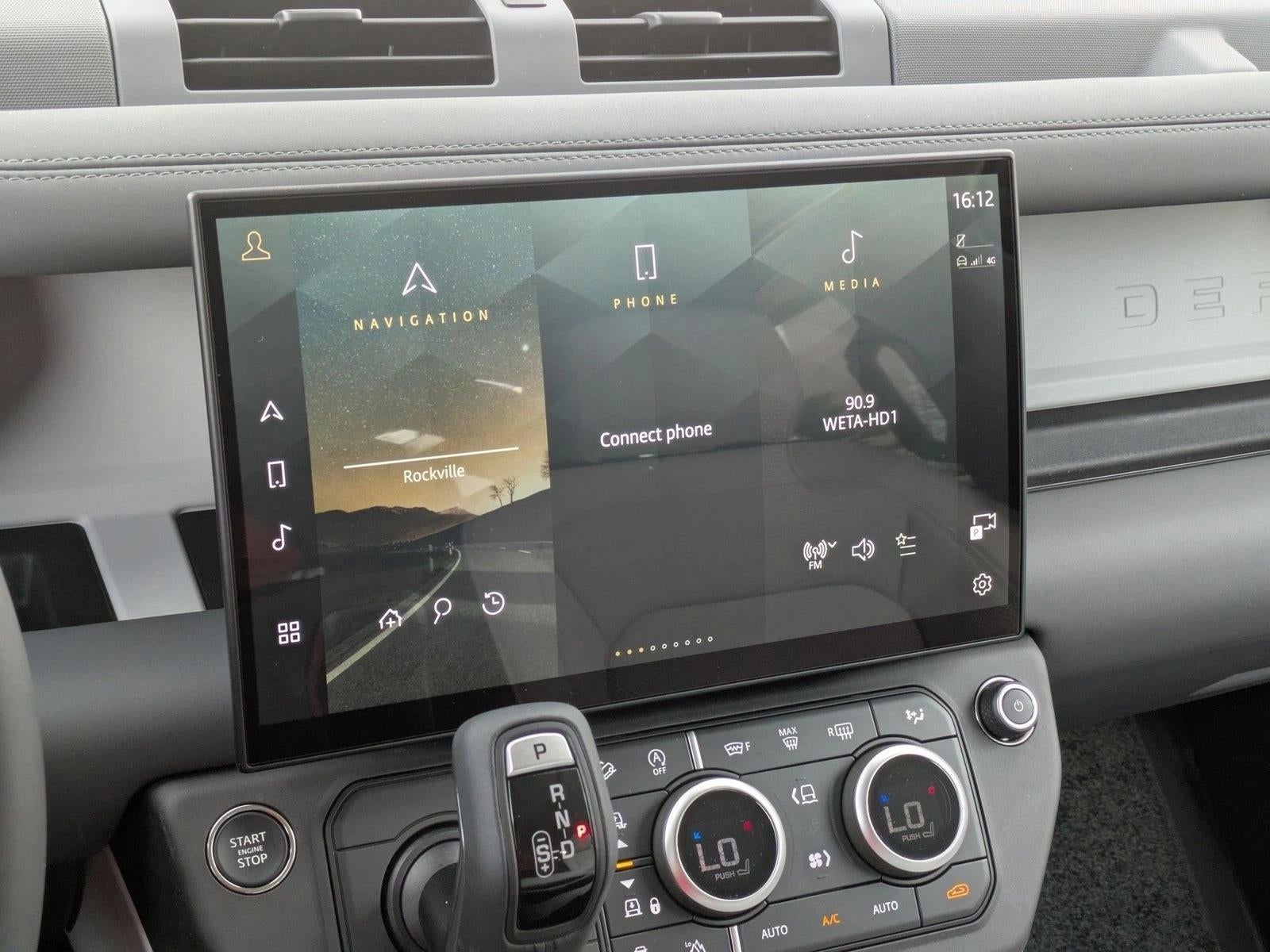 2026 Land Rover Defender 110 P300 S