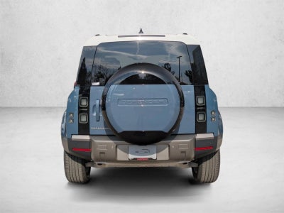 2026 Land Rover Defender 110 P300 S
