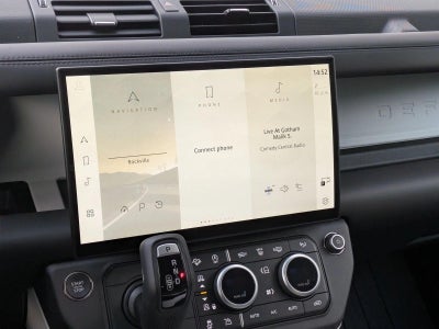 2026 Land Rover Defender 130 P300 S
