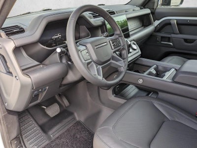 2025 Land Rover Defender 130 P300 S