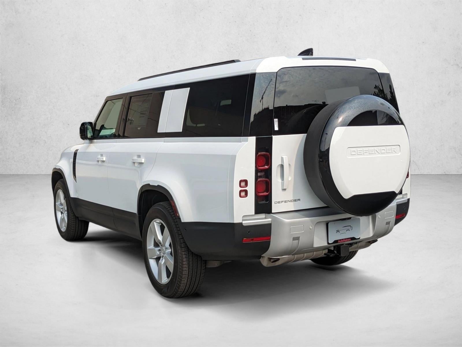 2025 Land Rover Defender 130 P300 S