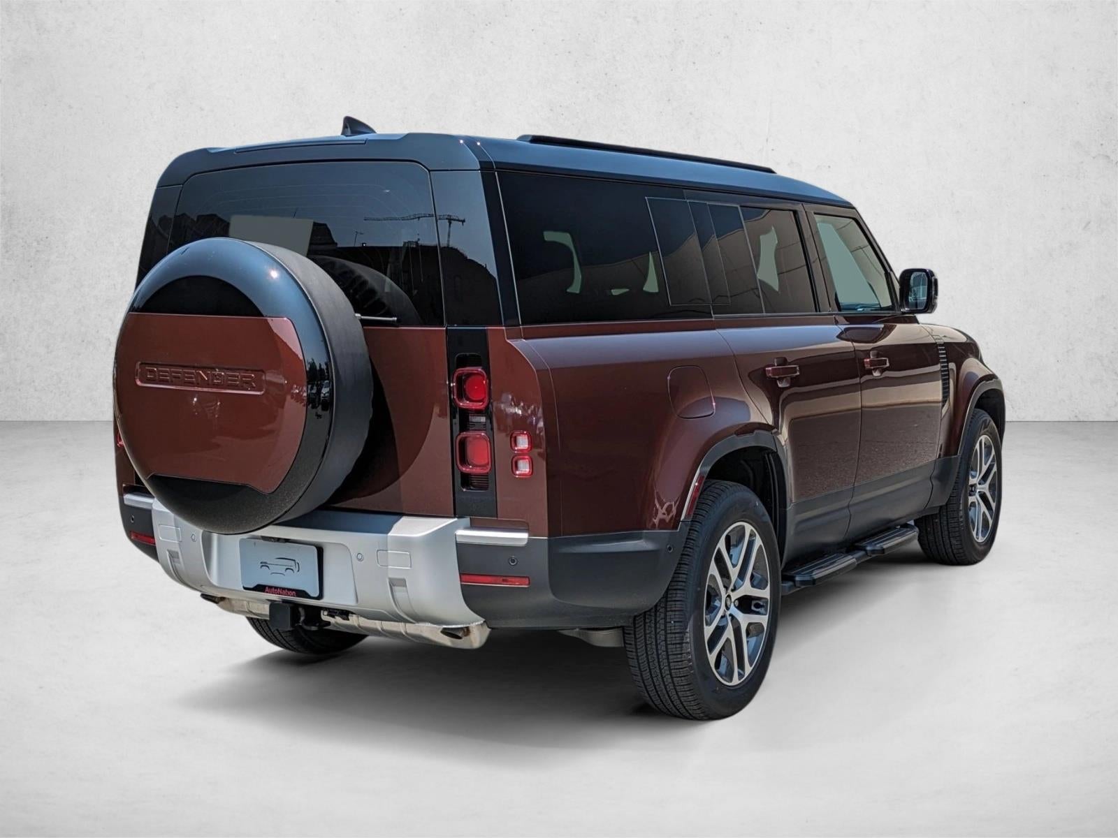 2025 Land Rover Defender 130 P300 S