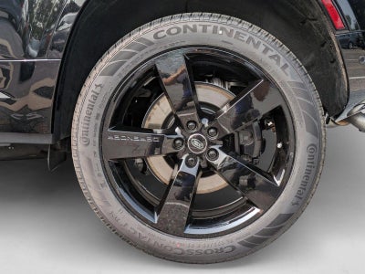 2025 Land Rover Defender 110 P525 V8