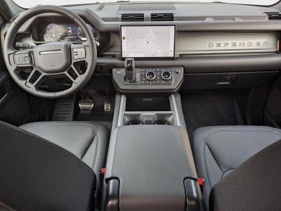 2025 Land Rover Defender 110 P525 V8