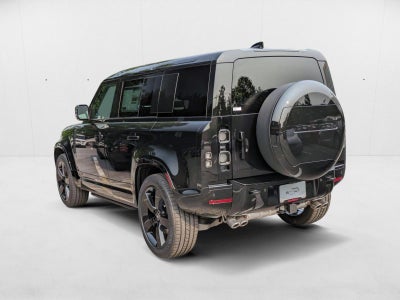 2025 Land Rover Defender 110 P525 V8