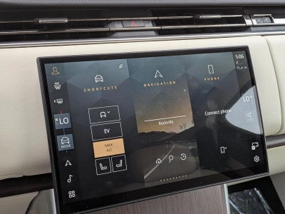 2025 Land Rover Range Rover P550e SE SWB