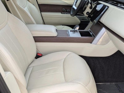 2025 Land Rover Range Rover P550e SE SWB